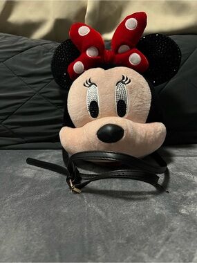 Disney x Aldo Minnie Mouse Plush Crossbody Handbag with Rhinestones 6” Brandnew